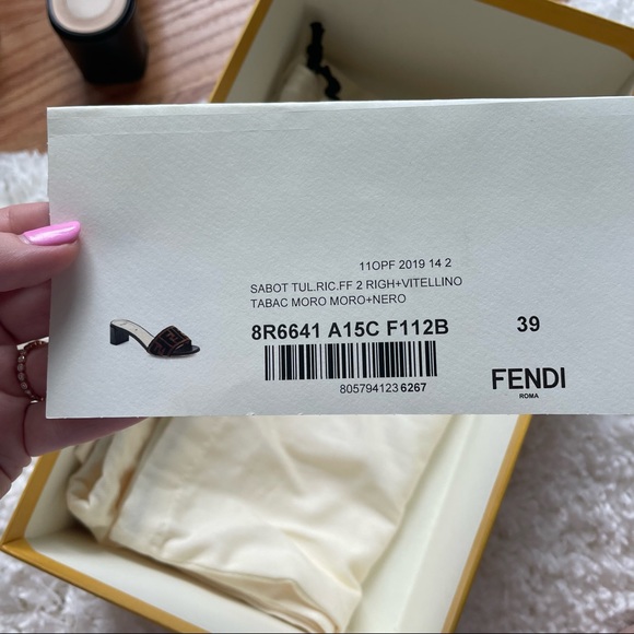 FENDI sandals - Picture 8 of 16